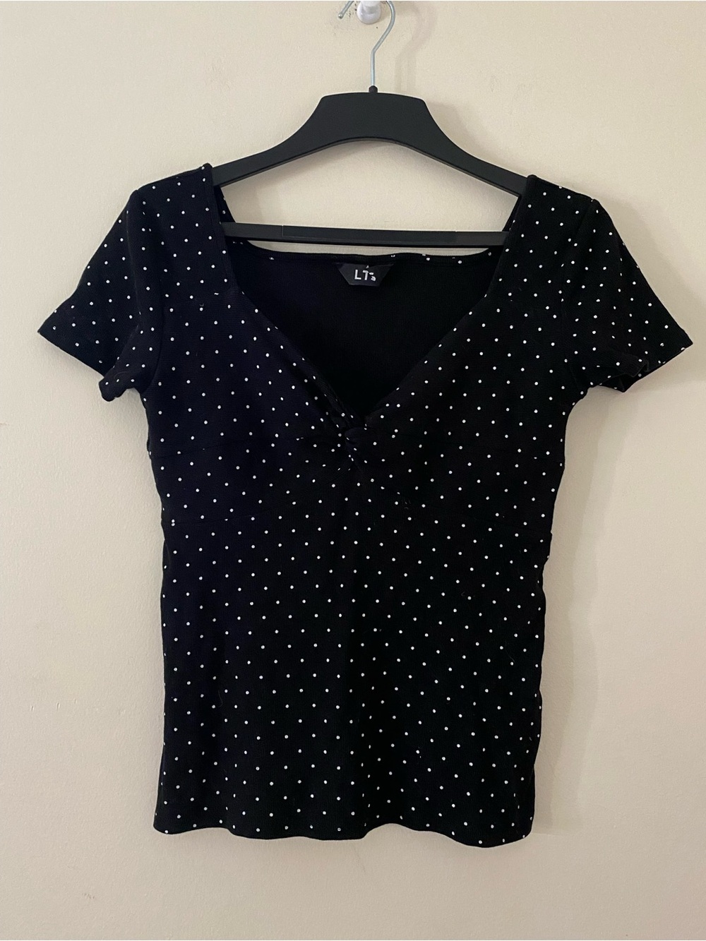 Black V-Neck Polka Dot Short Sleeve Top cotton